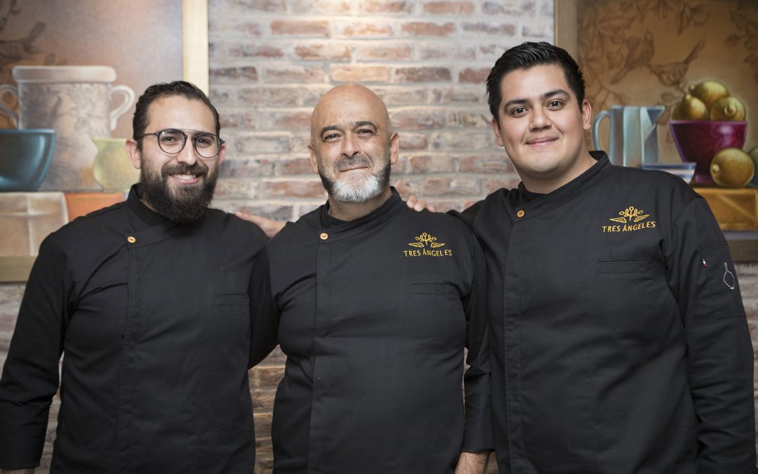 Restaurante Tres Ángeles abre sus puertas