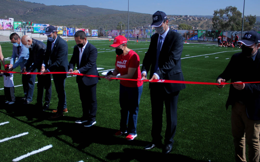 Inauguran nueva cancha de futbol para alumnos de IT Innovation School