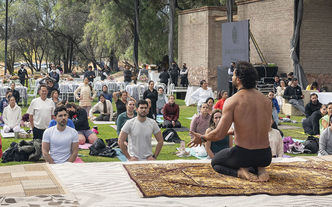 Masterclass de yoga en Aldea Sepúlveda Residencial