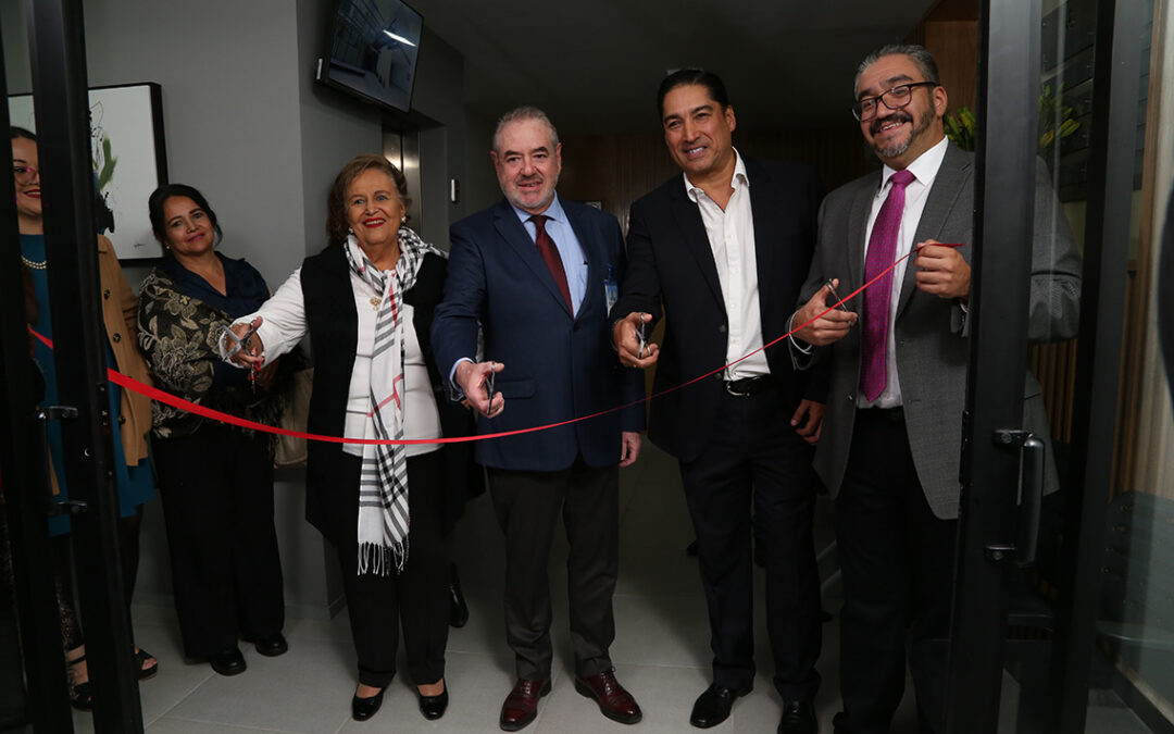 Inauguran Manantial Medical Center