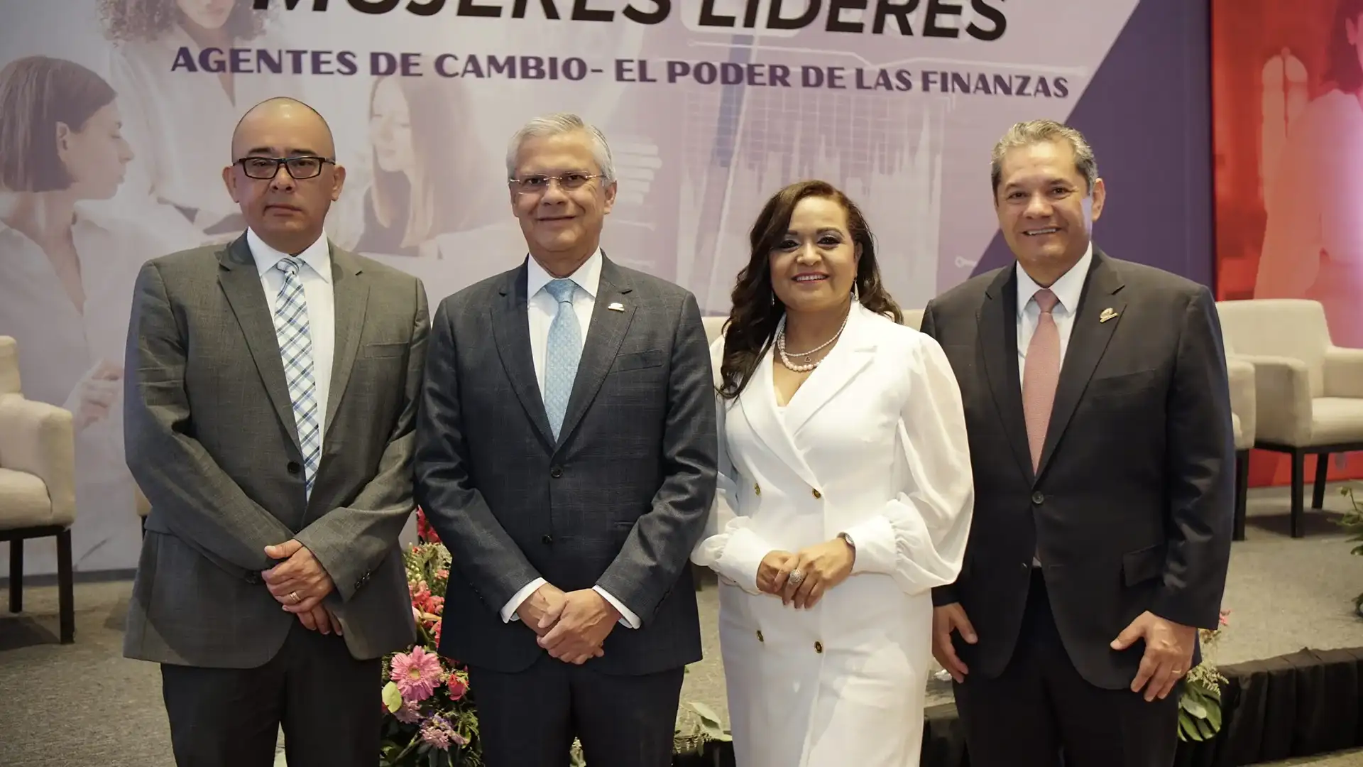 El IMEF presenta Foro de Mujeres Líderes