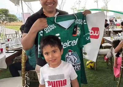 La celebración tuvo como objetivo reconocer al profesionista de salud que también es padre de familia