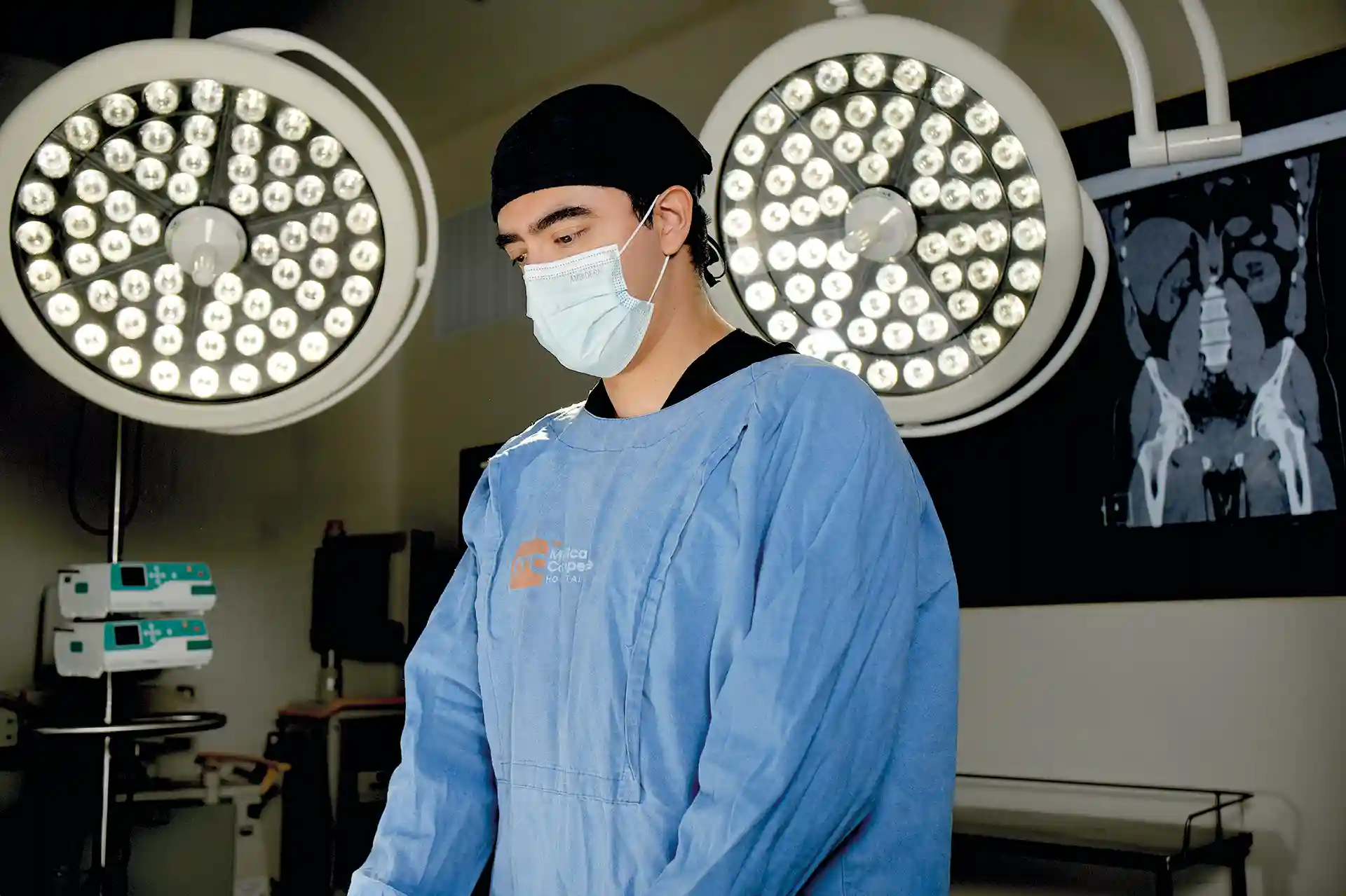 Dr. Ernesto Ángeles Granados