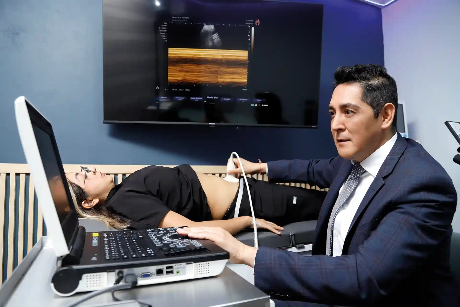 Dr. Ronald Ledezma Gutiérrez