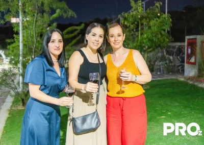 Aramiz Estrada, Zahira Márquez y Karina Vázquez