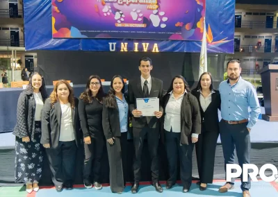 El reconocimiento Espíritu UNIVA reconoce a un estudiante que, con su ejemplo y acciones, encarna los valores distintivos de la universidad