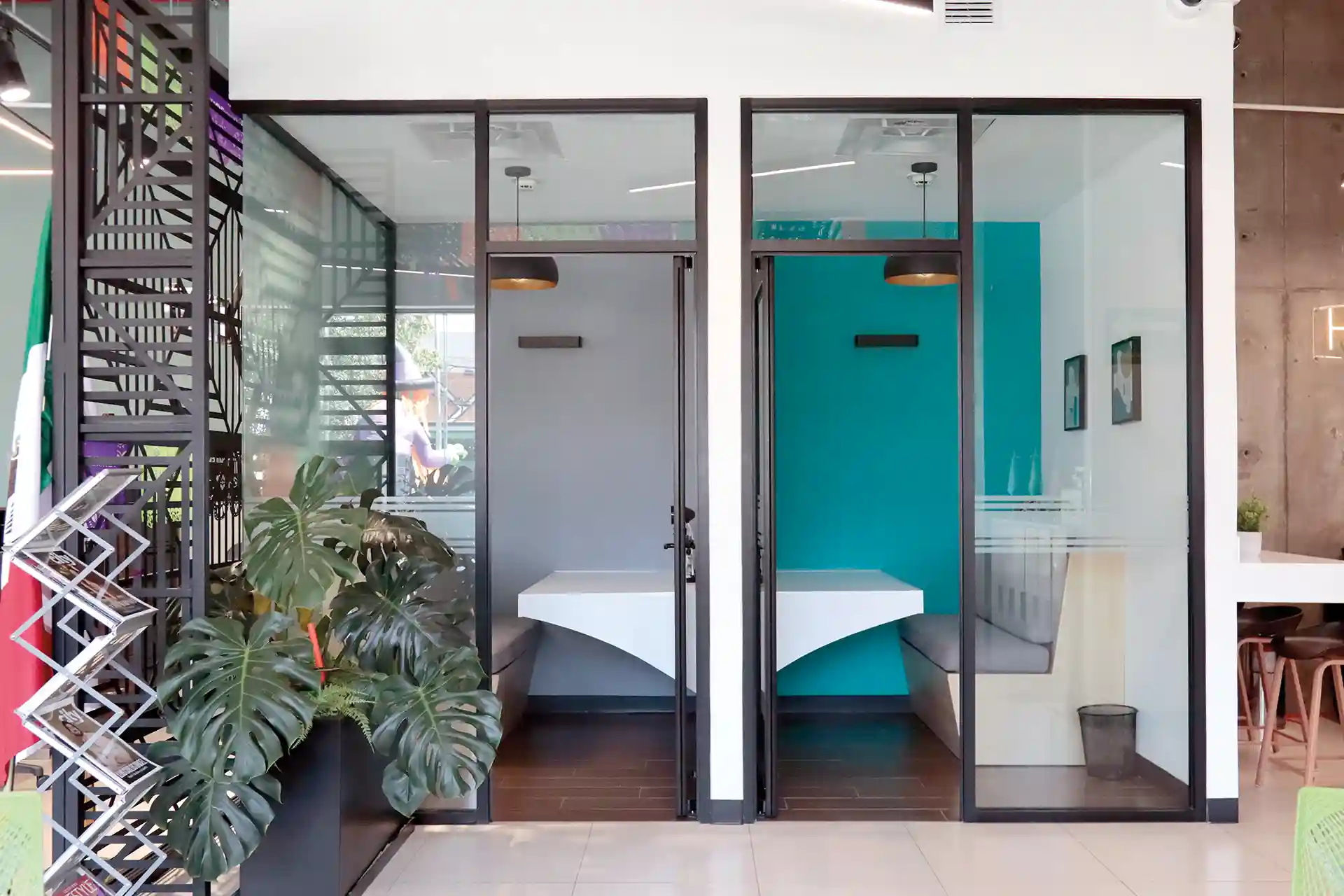 Su misión es formar personas con Propósito de Vida y las competencias para alcanzarlo.