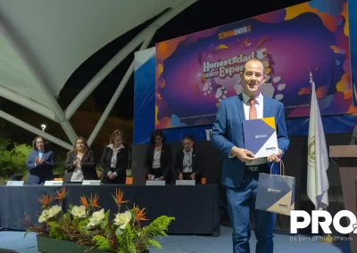 Salvador López de Lara Vega, quien recibió el reconocimiento Espíritu UNIVA