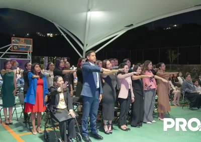 Se reunieron estudiantes, egresados, padres de familia, docentes, personal administrativo, autoridades invitadas y comunidad universitaria