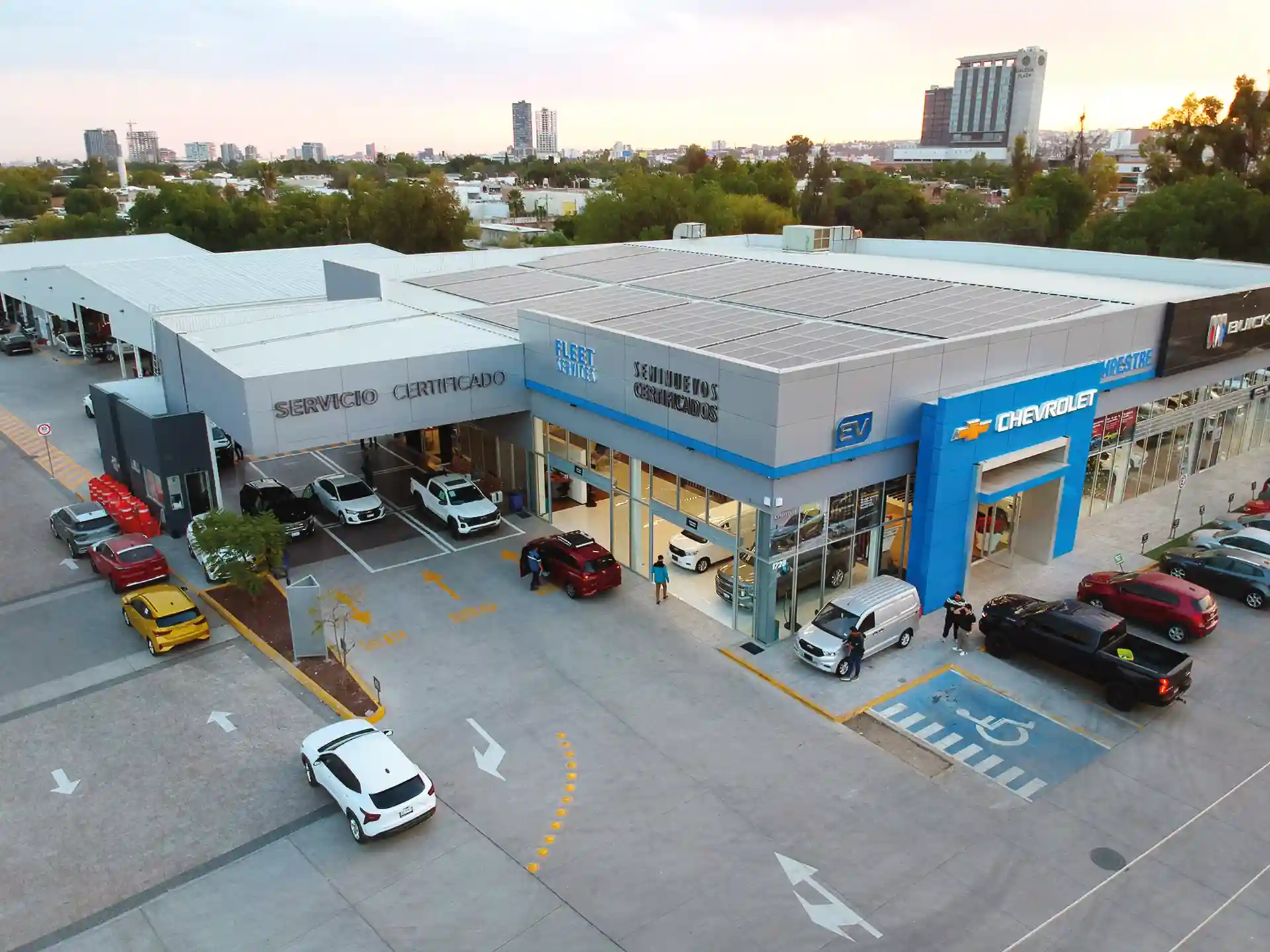 Julio Ortega Harley-Davidson León