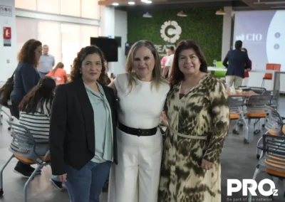 Sandra Muñoz, Vanessa Gómez y Alicia Villa