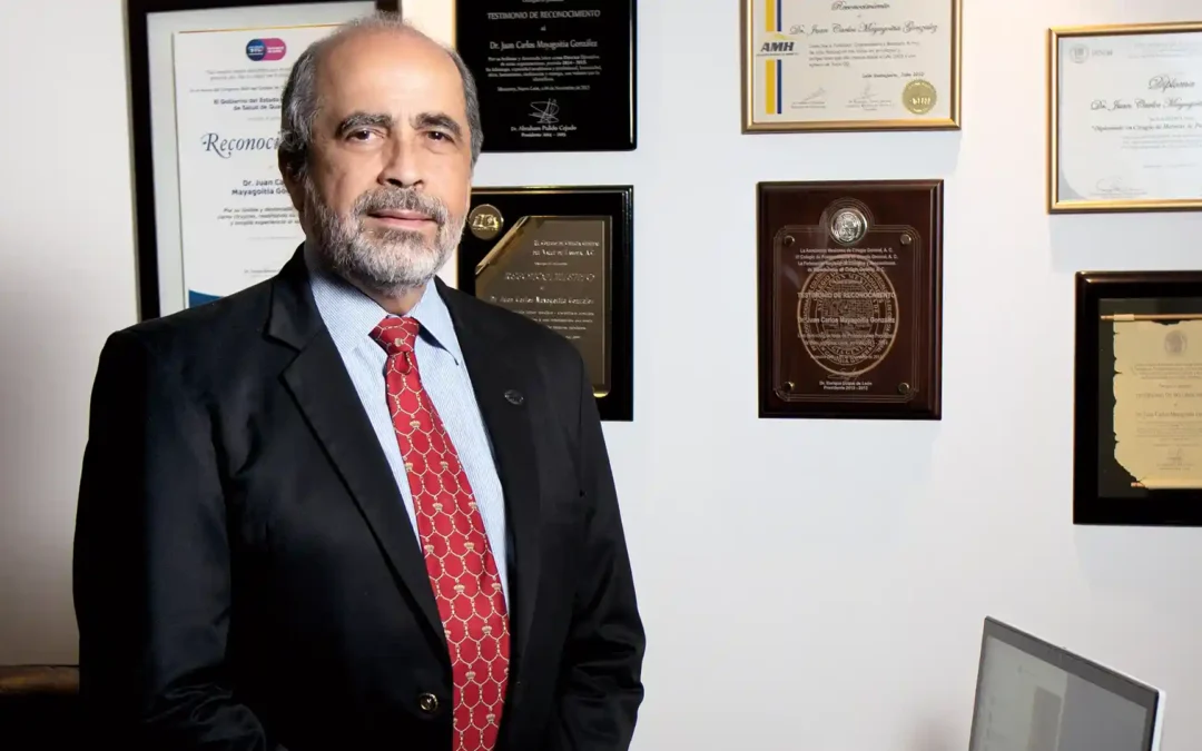 Dr. Juan Carlos Mayagoitia, galardonado cirujano médico
