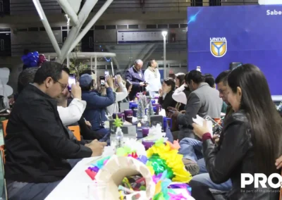 El Padre Juan de Dios Ramírez López realizó la bendición de los alimentos