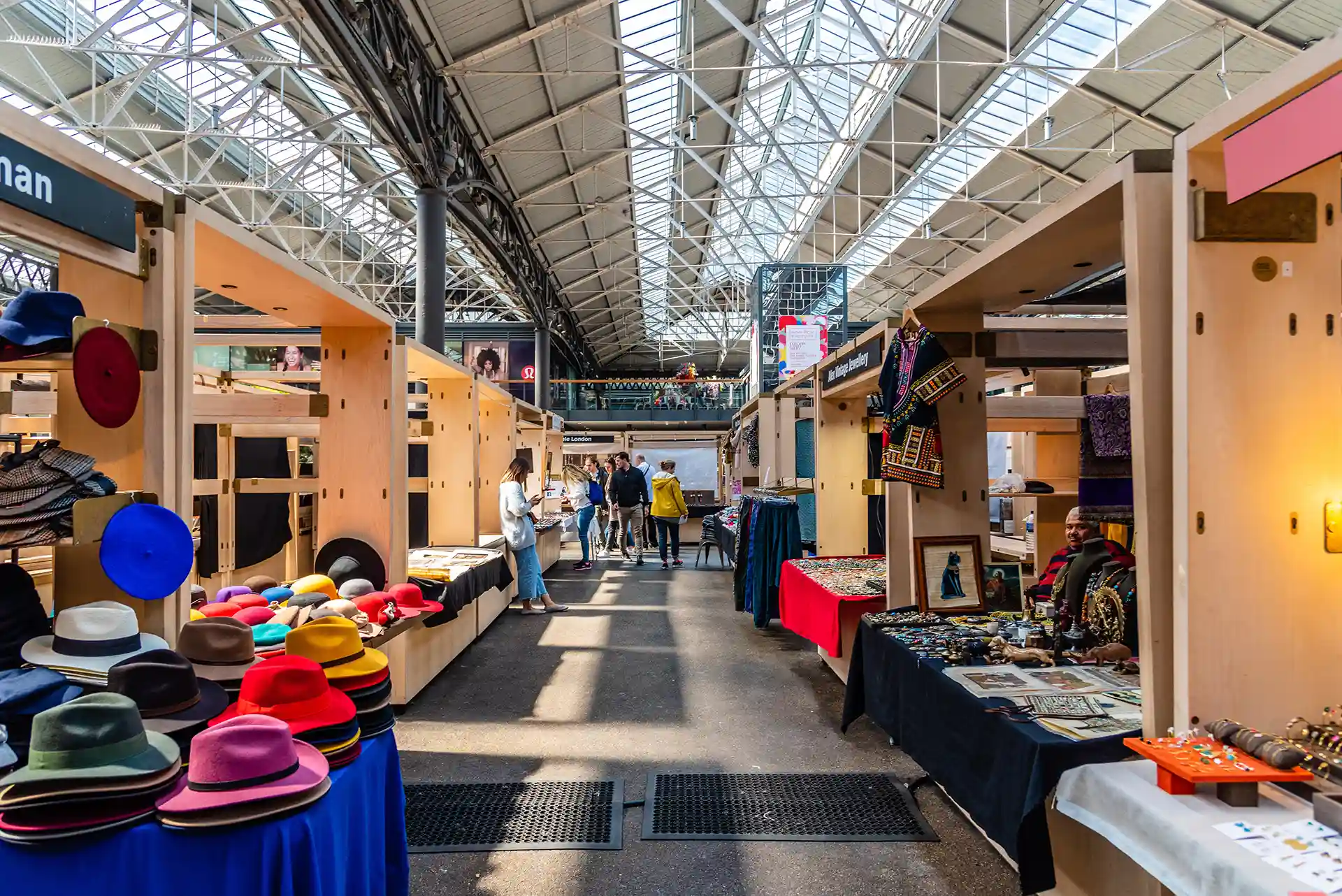 Convertir cada congreso en un acelerador donde la educación y la empresa se fusionan para impulsar el talento que viene evento tras evento