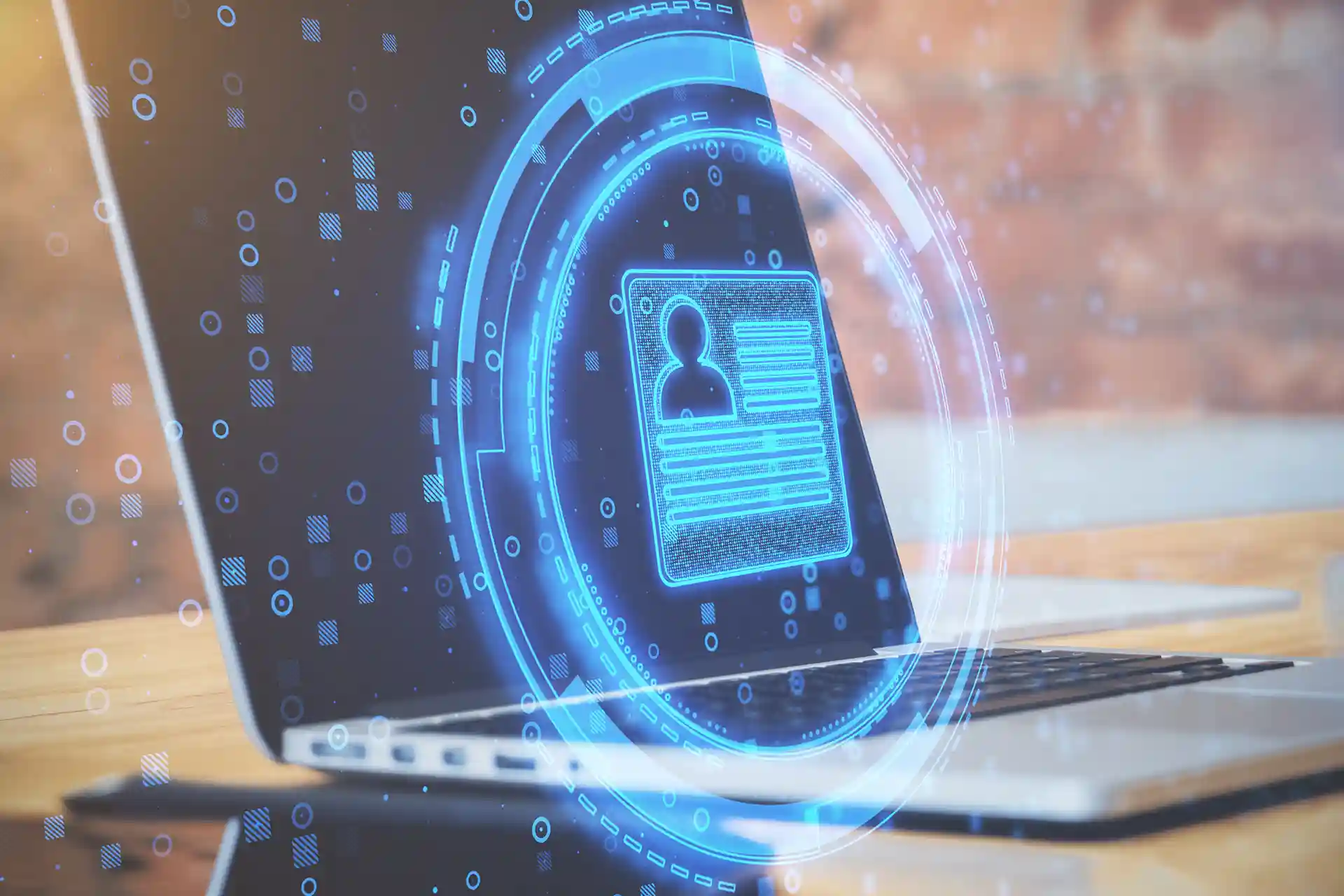 Si el reto es mejorar la atención al cliente, quizá la prioridad no sea un software complejo, sino optimizar los canales de comunicación