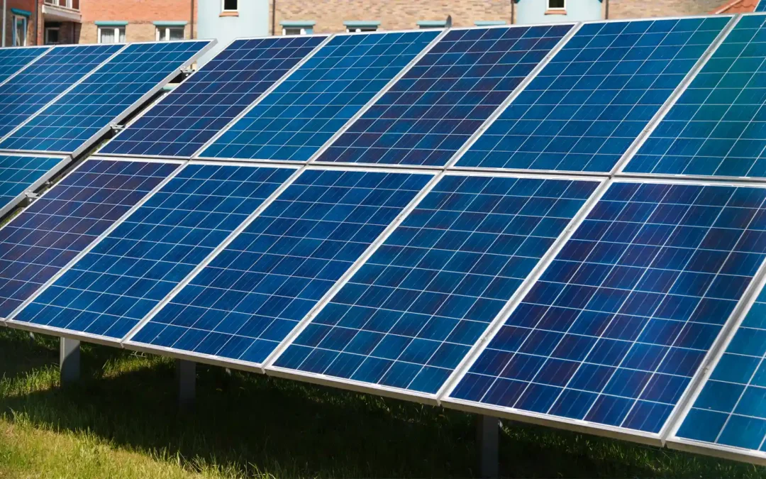 La energía solar exige actualizar contratos y reglamentos urbanos